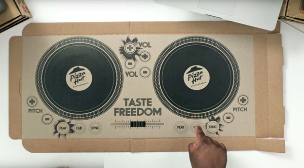 Pizza Hut playable DJ box 600